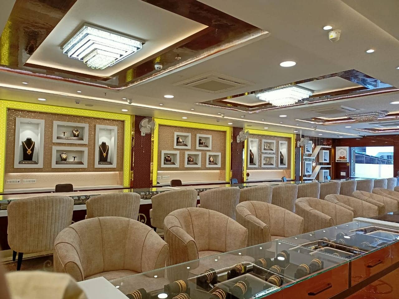 6. royal jewellers-best jeweler in varanasi