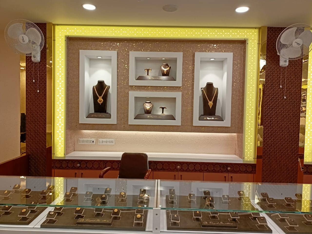 7. royal jewellers-iso certified jeweler in varanasi